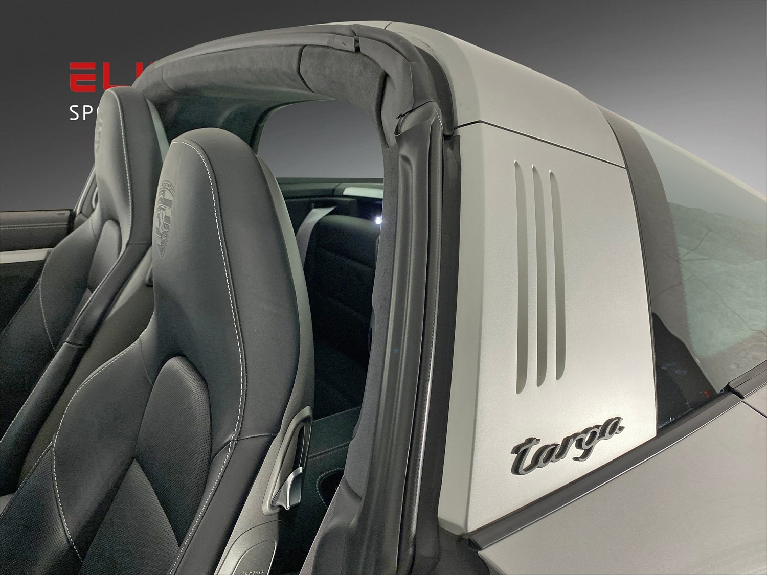 PORSCHE 911 Targa 4S-showroom-element-1