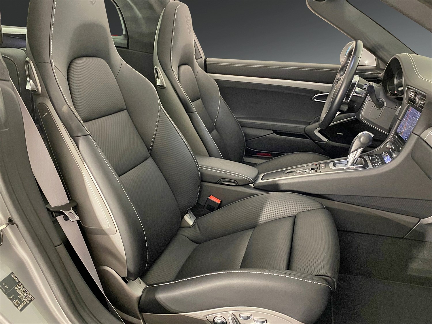 PORSCHE 911 Targa 4S-showroom-element-3