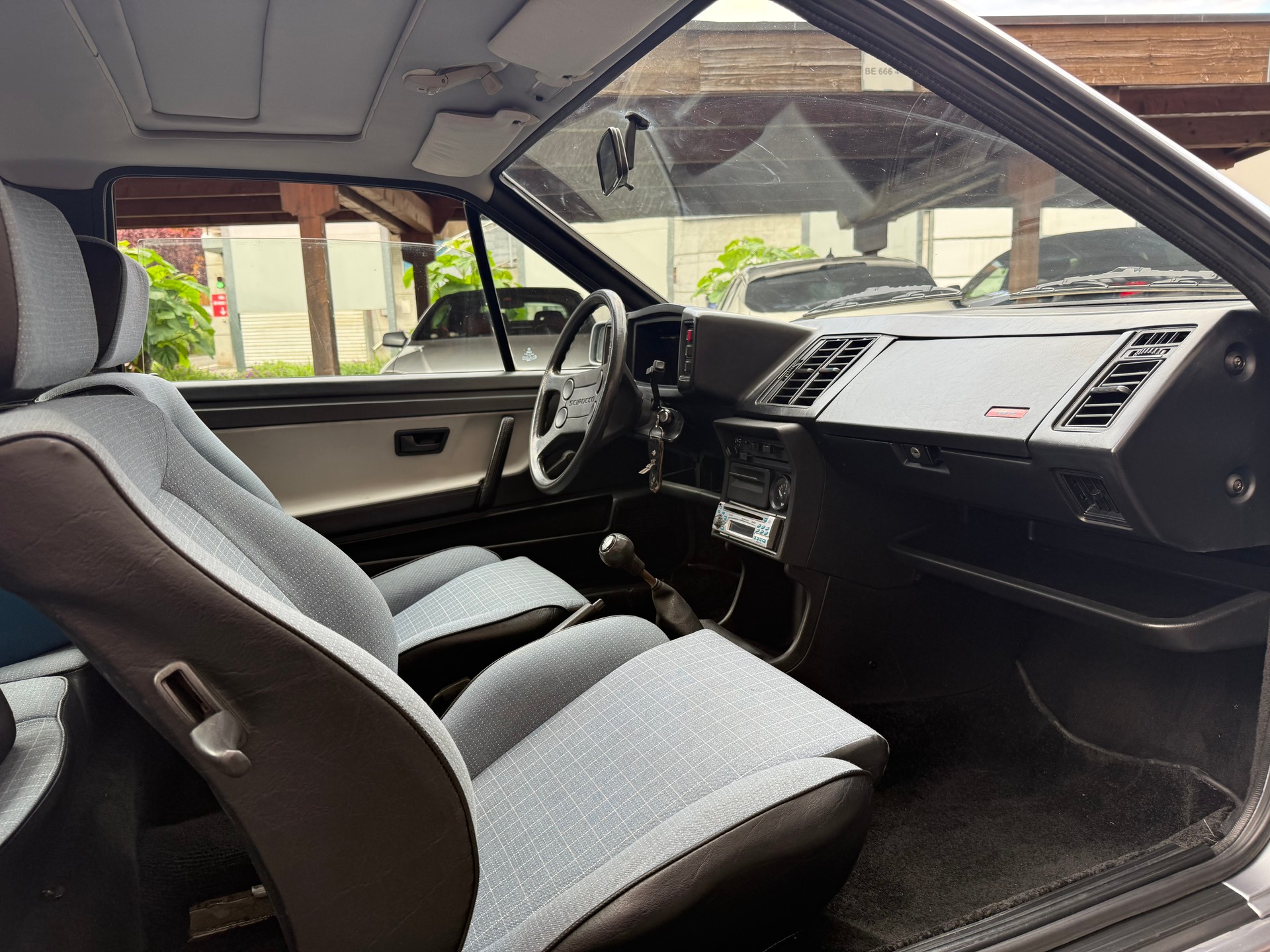 VW Scirocco 1800 GT 16V-image-7