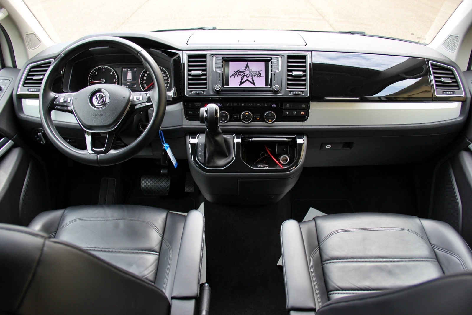 VW T6 Multivan 2.0 Bi-TDI Highline 4Motion DSG-image-9