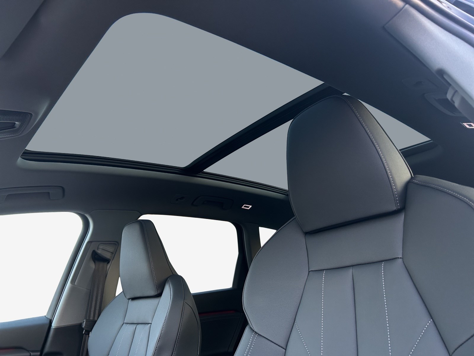 AUDI Q6 e-tron quattro-image-15