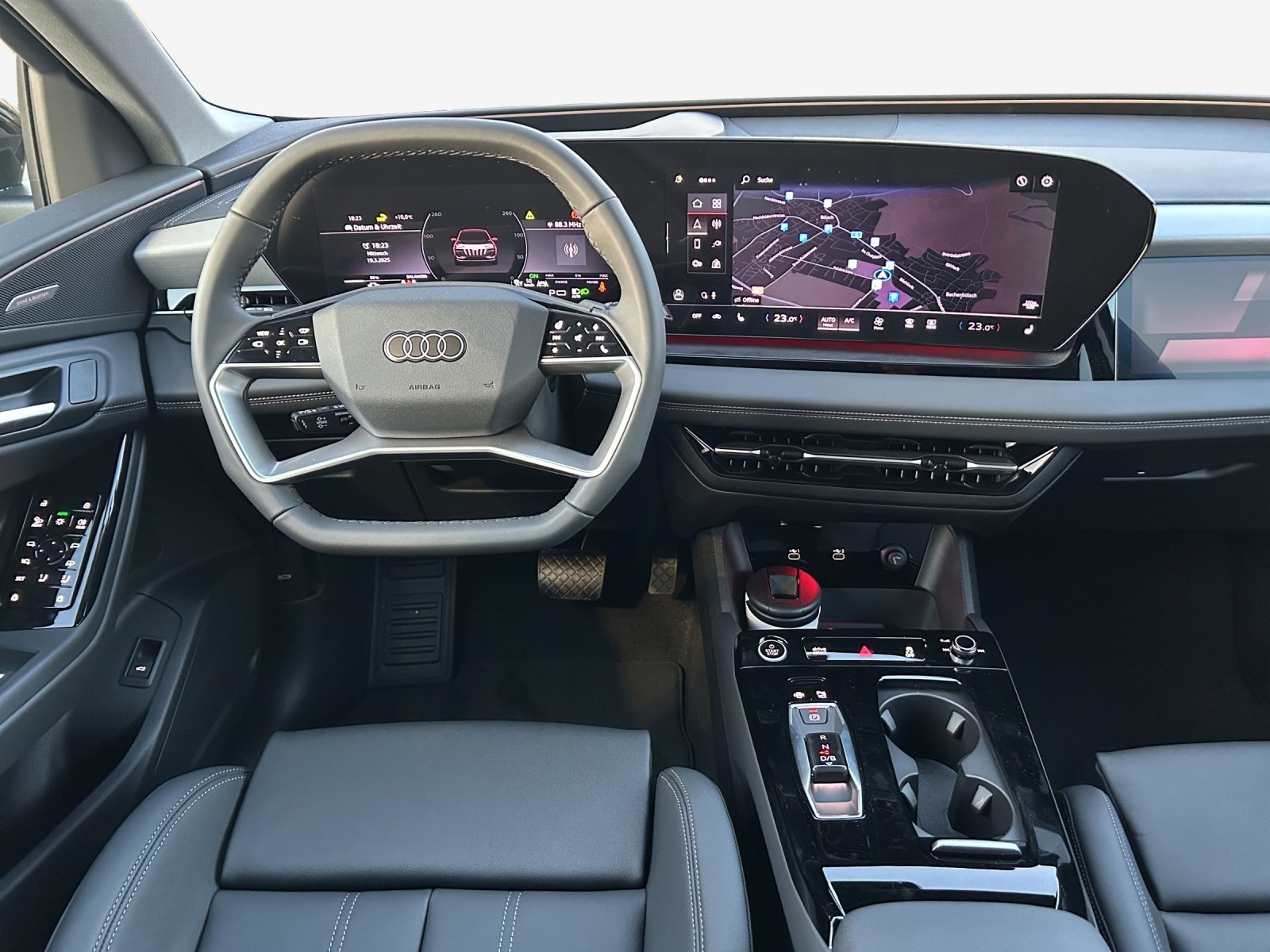 AUDI Q6 e-tron quattro-image-9