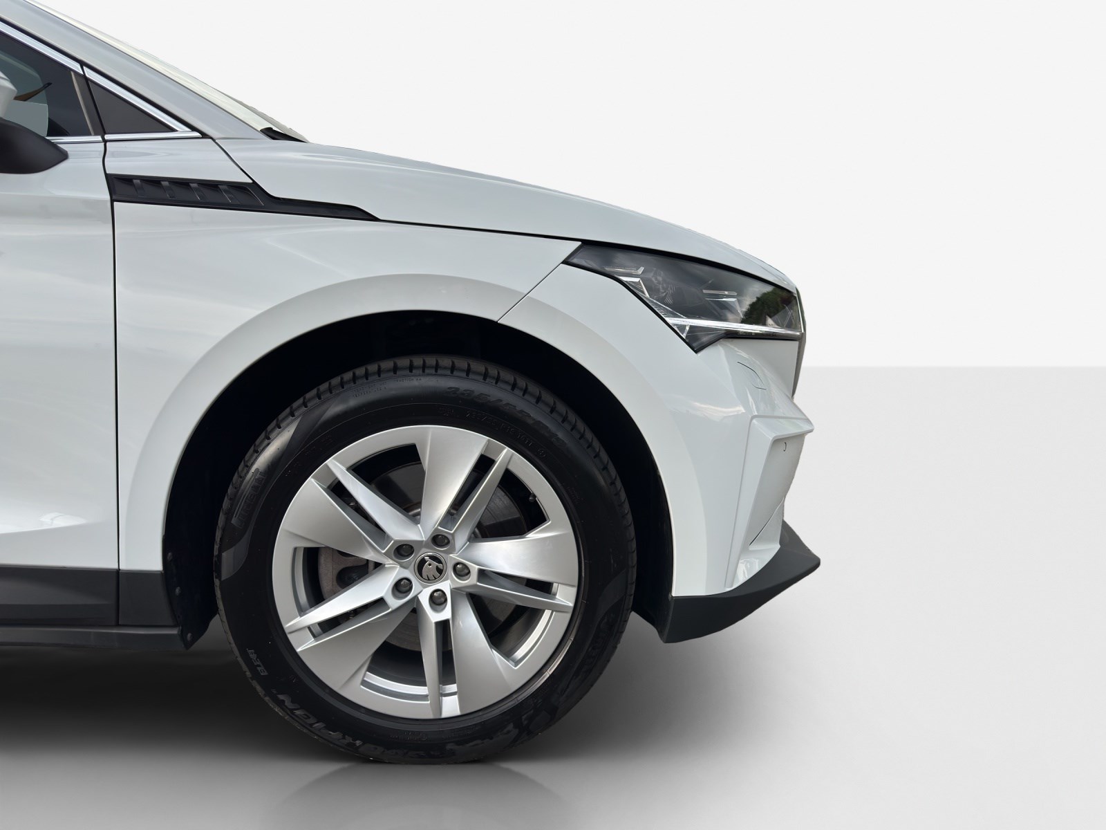 SKODA Enyaq 85-image-12