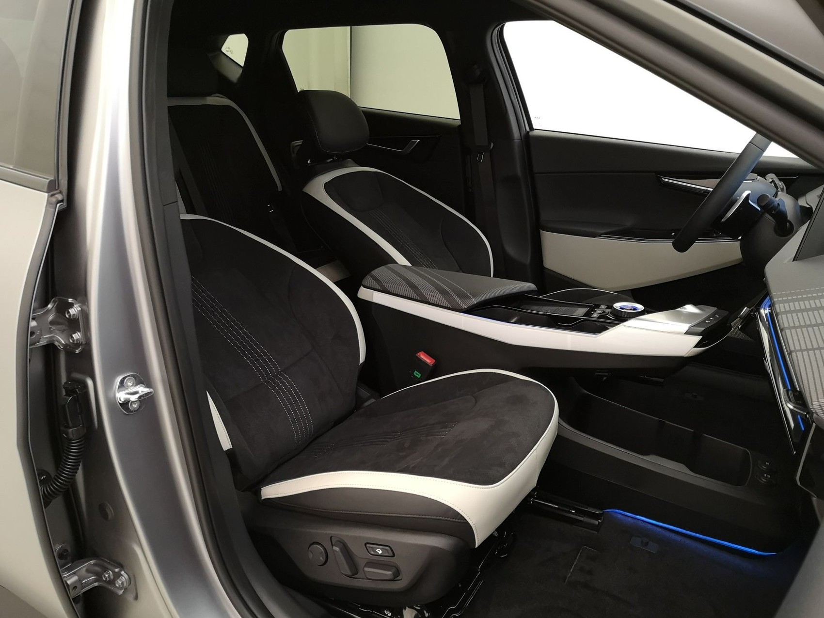 KIA EV6 77 kWh GT-Line 4x4-image-12