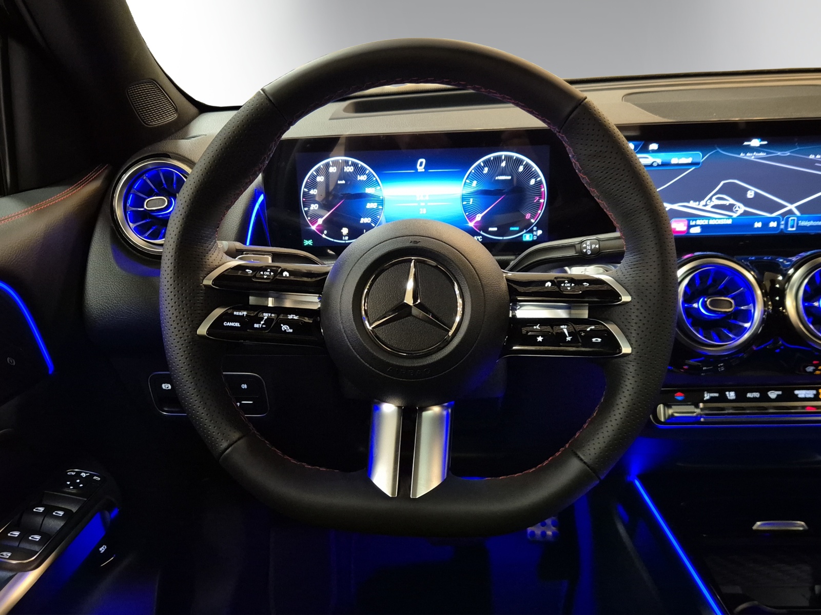 Image MERCEDES-BENZ GLB-220 GLB 220 4Matic 8G-Tronic