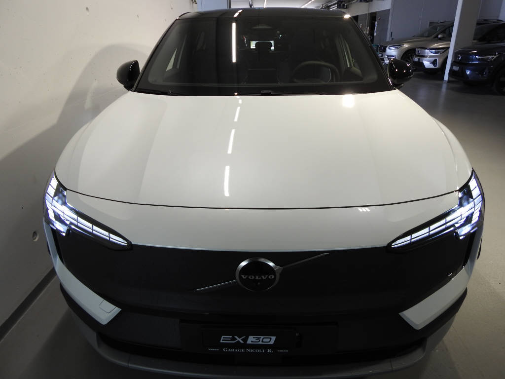 VOLVO EX30 CC E60 Twin Performance AWD-showroom-element-1