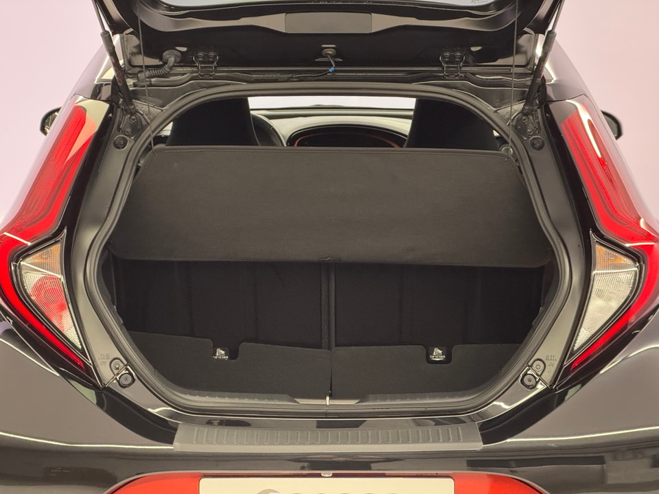 Aygo X 1.0 Style