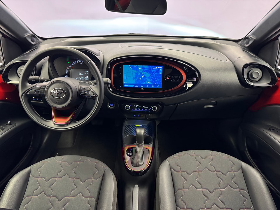 Aygo X 1.0 Style