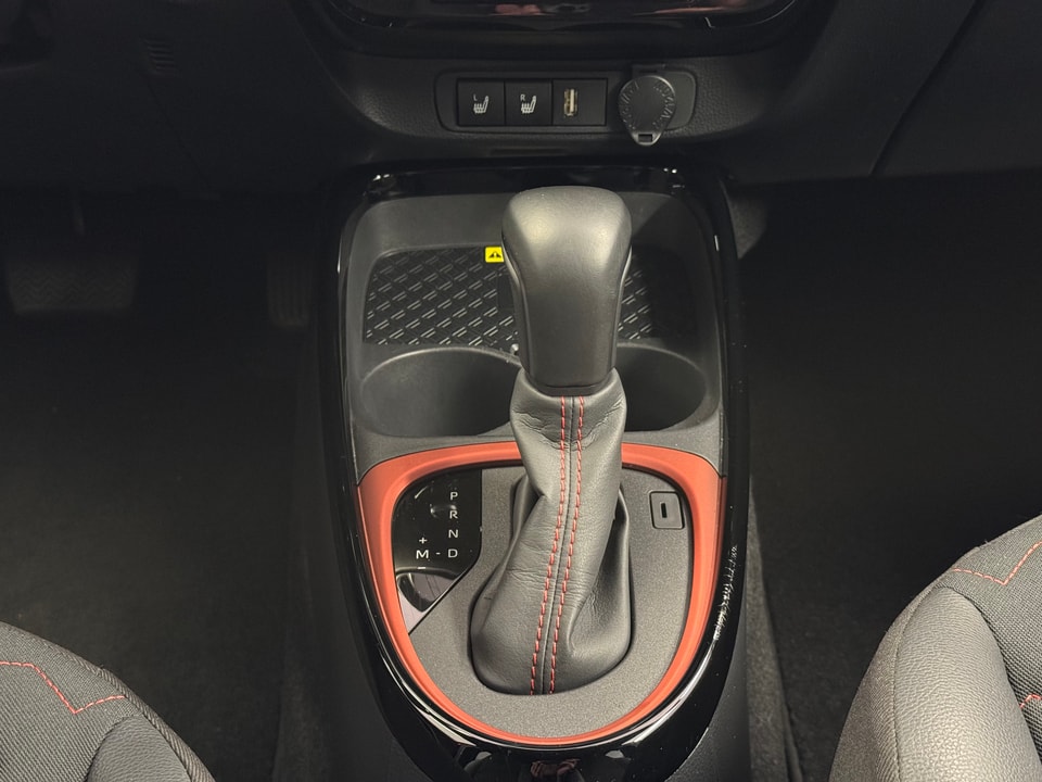 Aygo X 1.0 Style