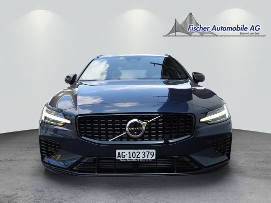 VOLVO V60 T6 eAWD Ultim Dark-image-2