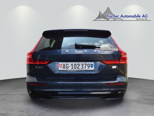 VOLVO V60 T6 eAWD Ultim Dark-image-3