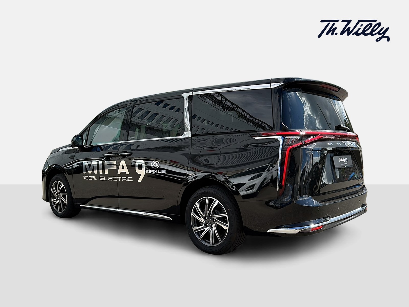 MAXUS Mifa 9 Luxury-showroom-element-2