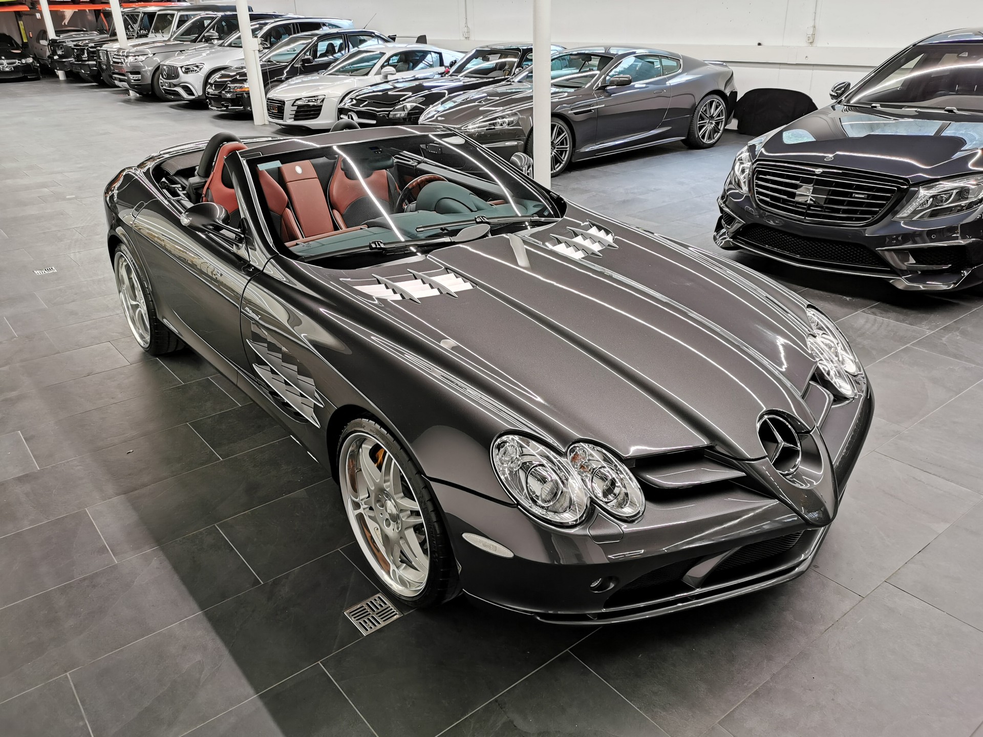MERCEDES-BENZ McLaren Roadster-image-15
