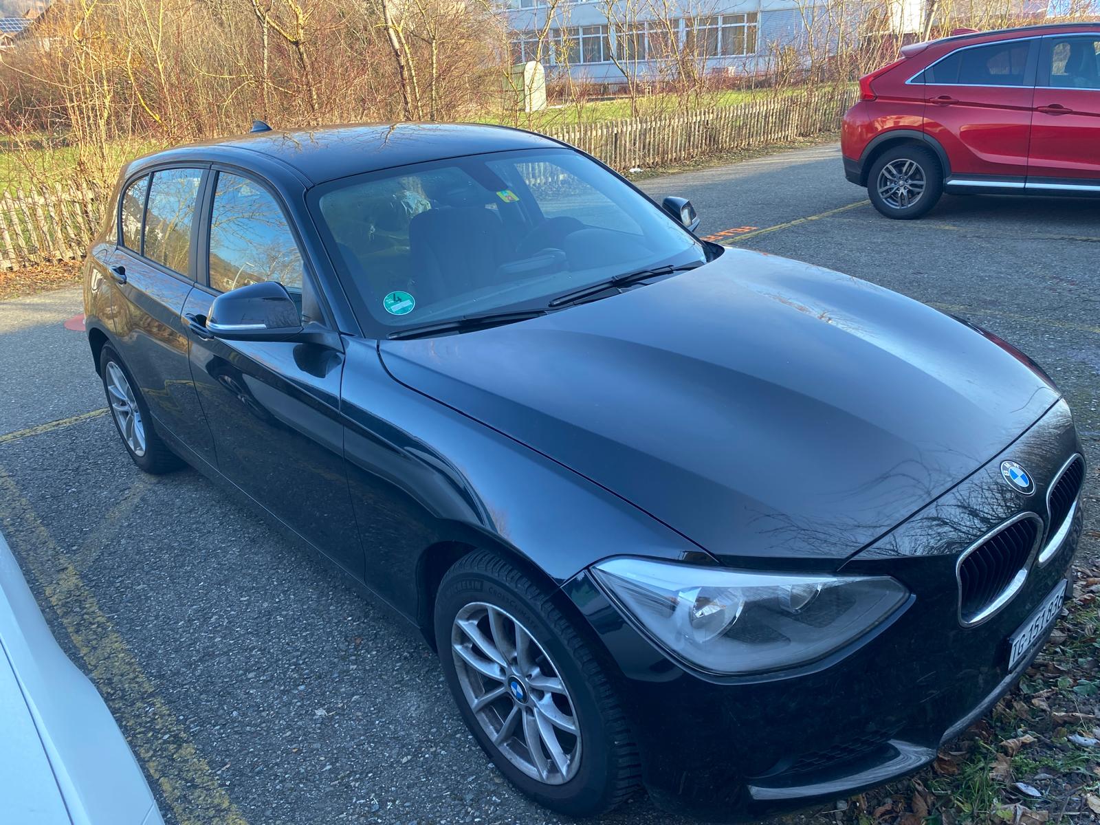 BMW 116i Sport Line-image-4