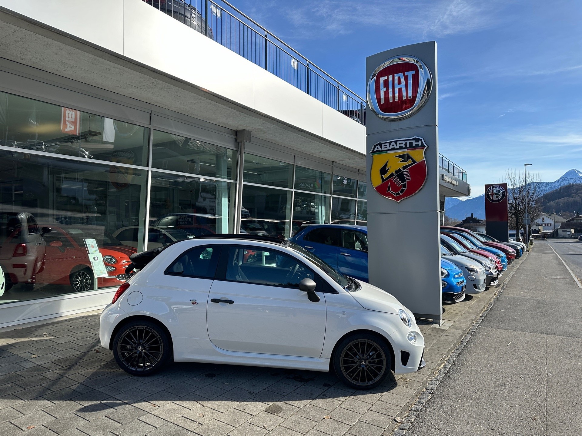 FIAT 595C 1.4 16V Turbo Abarth 595 Grand Prix Edit. Premium - 3.99% Leasing