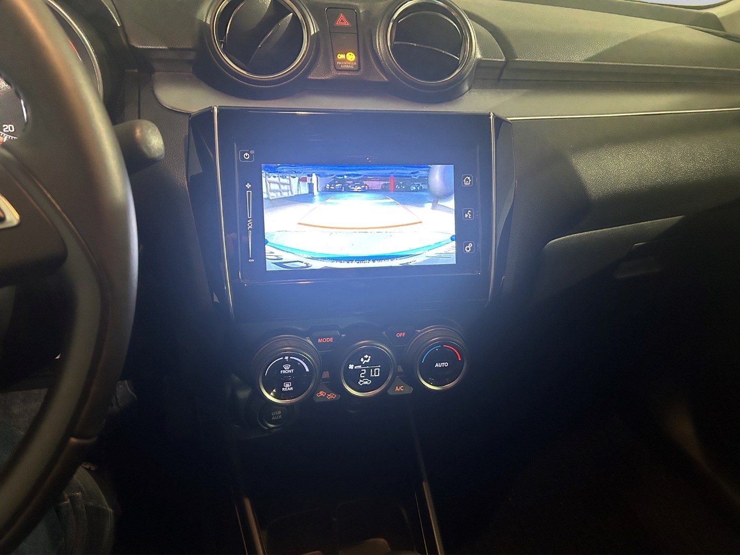 SUZUKI Swift 1.2 Compact Top Hybrid CVT-image-12