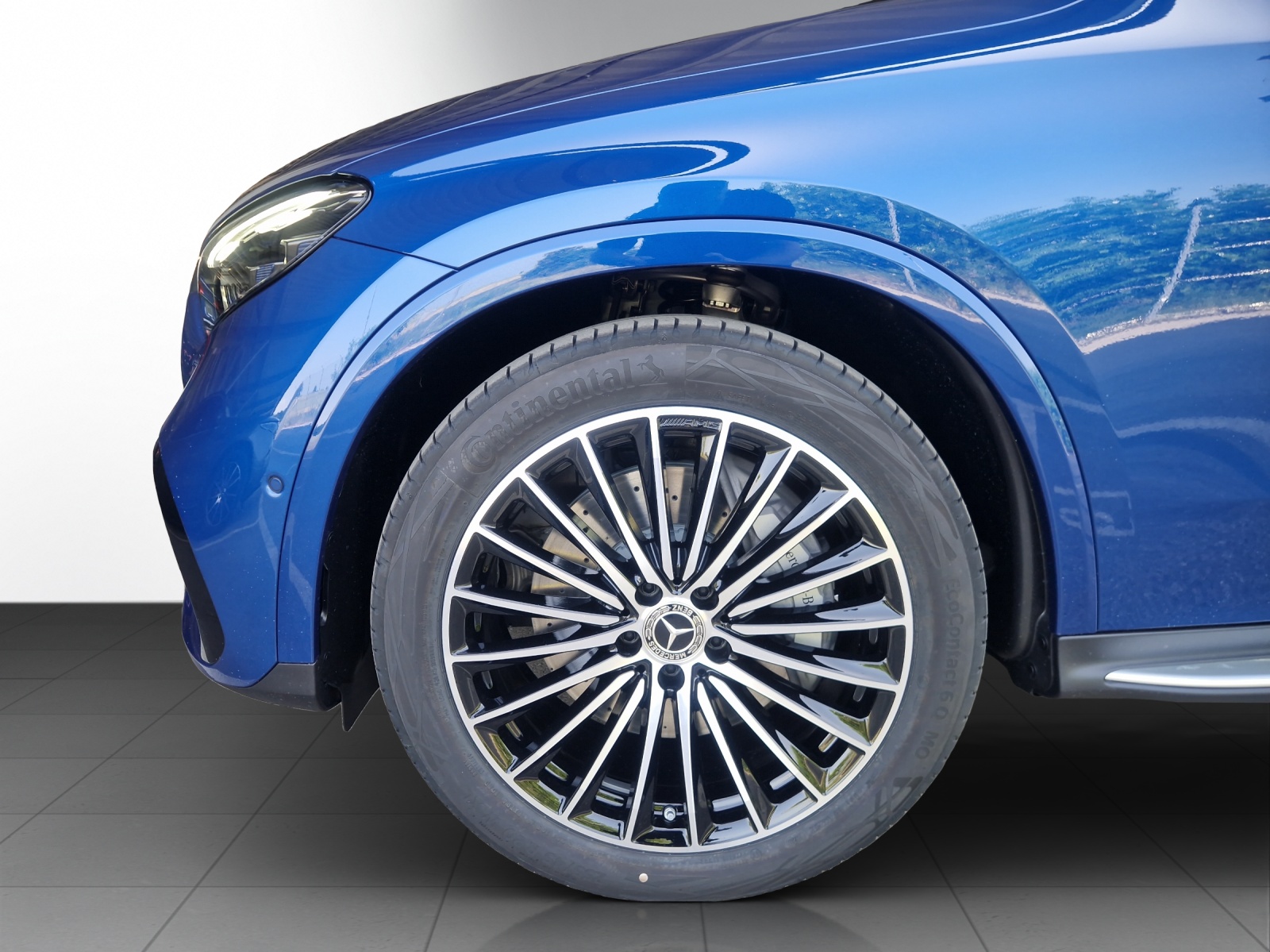 MERCEDES-BENZ GLC 400 e 4Matic EQ Star 9G-Tronic-image-6