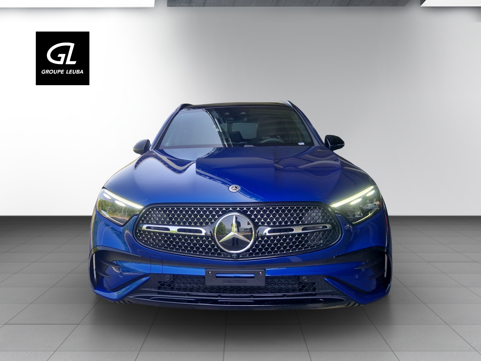 MERCEDES-BENZ GLC 400 e 4Matic EQ Star 9G-Tronic-showroom-element-1