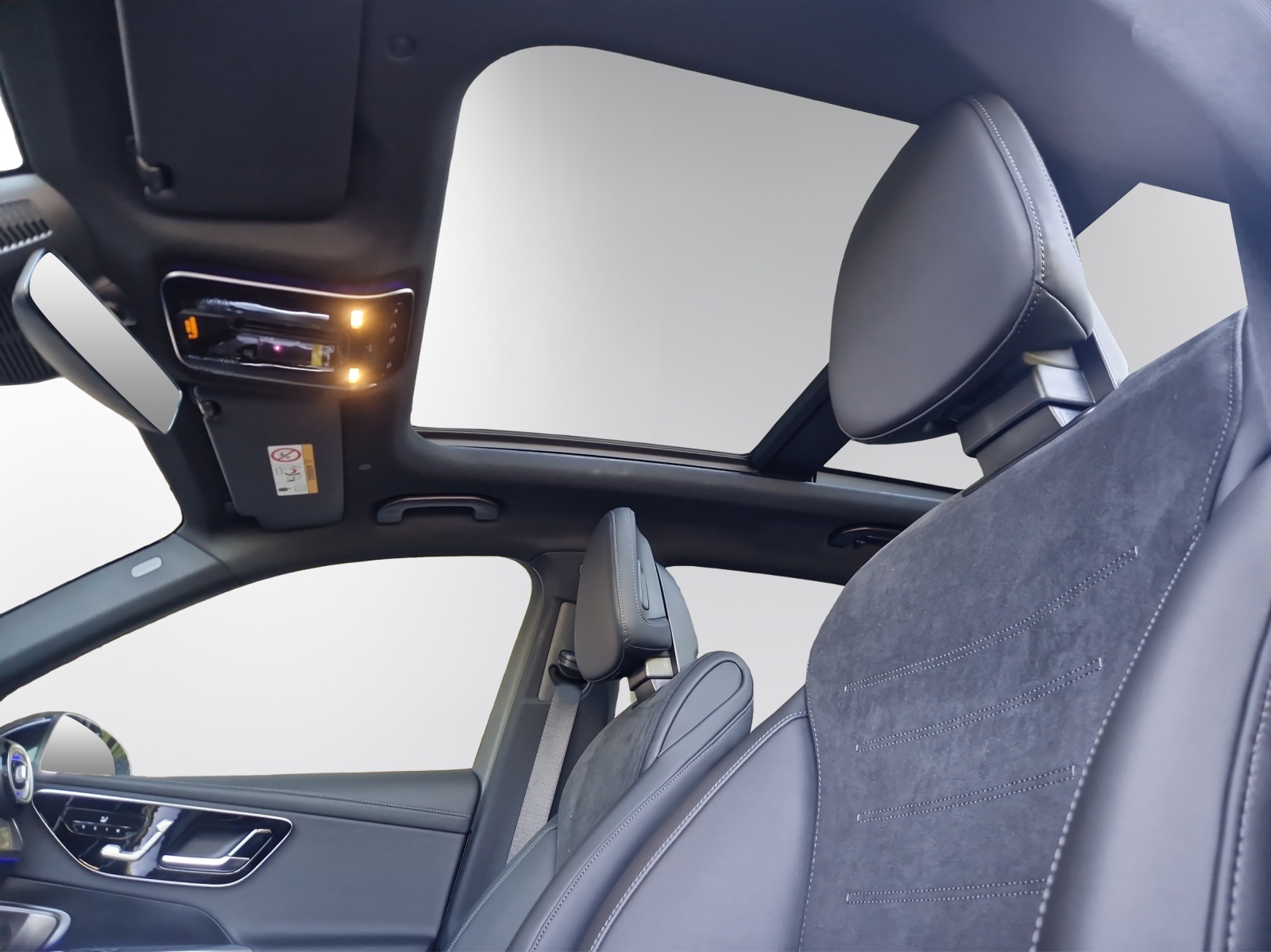 MERCEDES-BENZ GLC 400 e 4Matic EQ Star 9G-Tronic-image-7