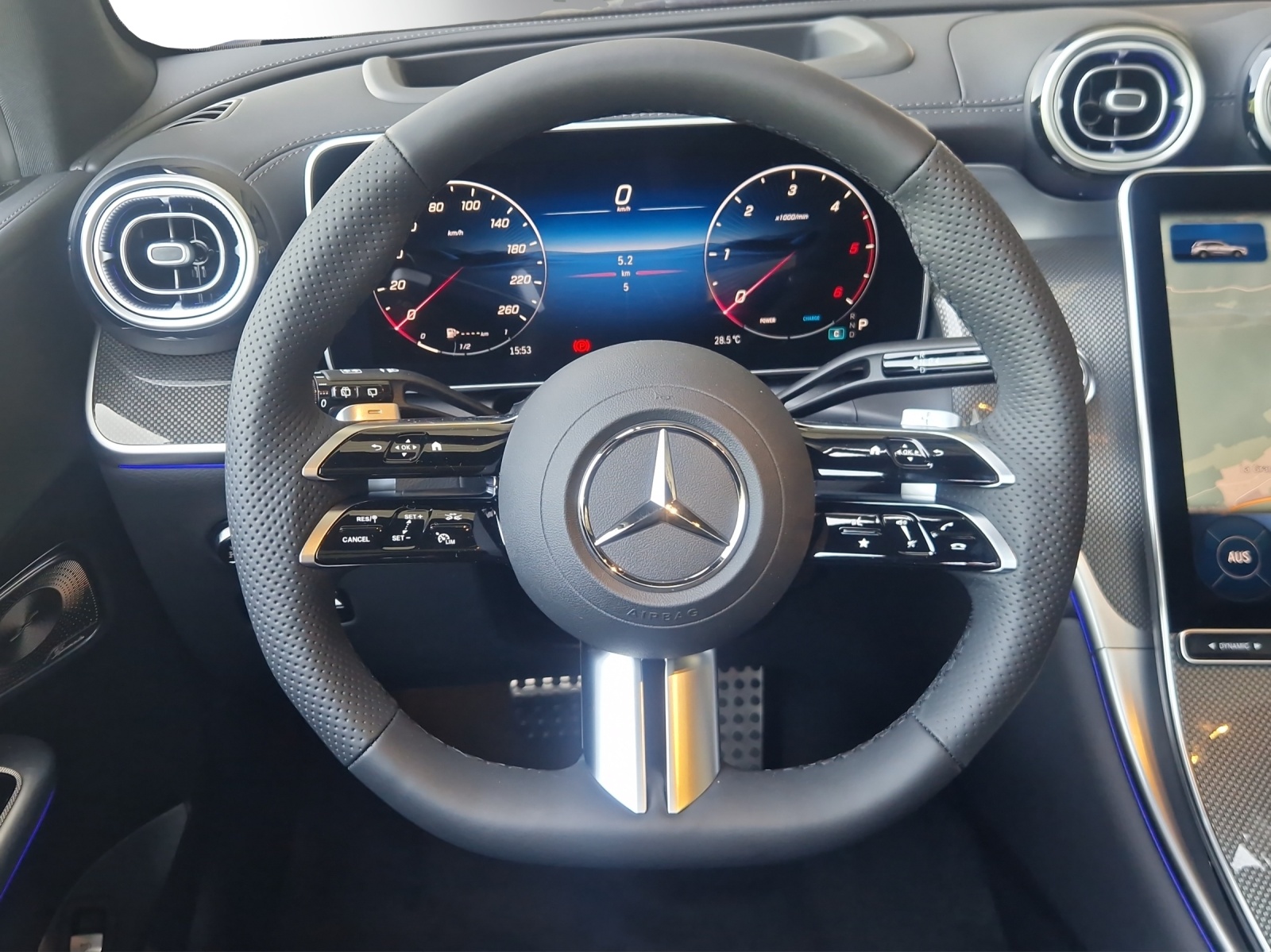 MERCEDES-BENZ GLC 400 e 4Matic EQ Star 9G-Tronic-image-13