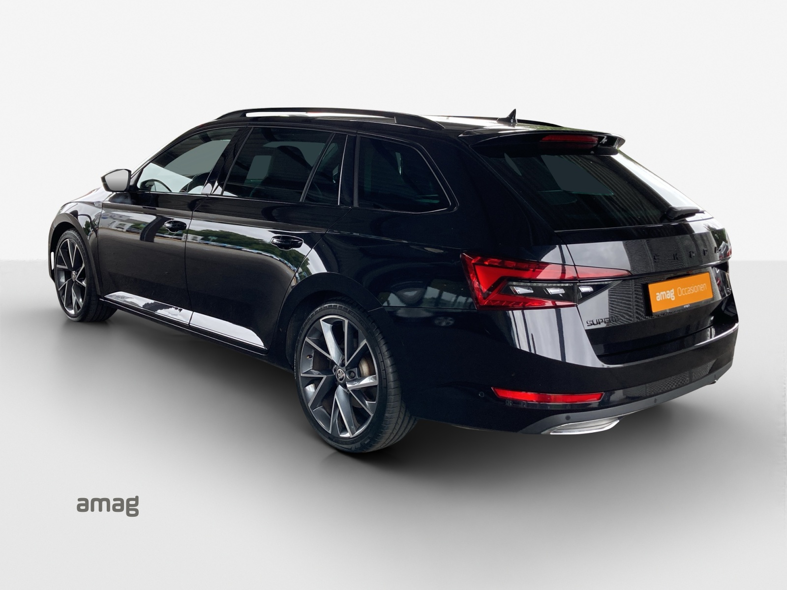 SKODA Superb Combi 2.0 TDi SportLine 4x4 DSG-showroom-element-2