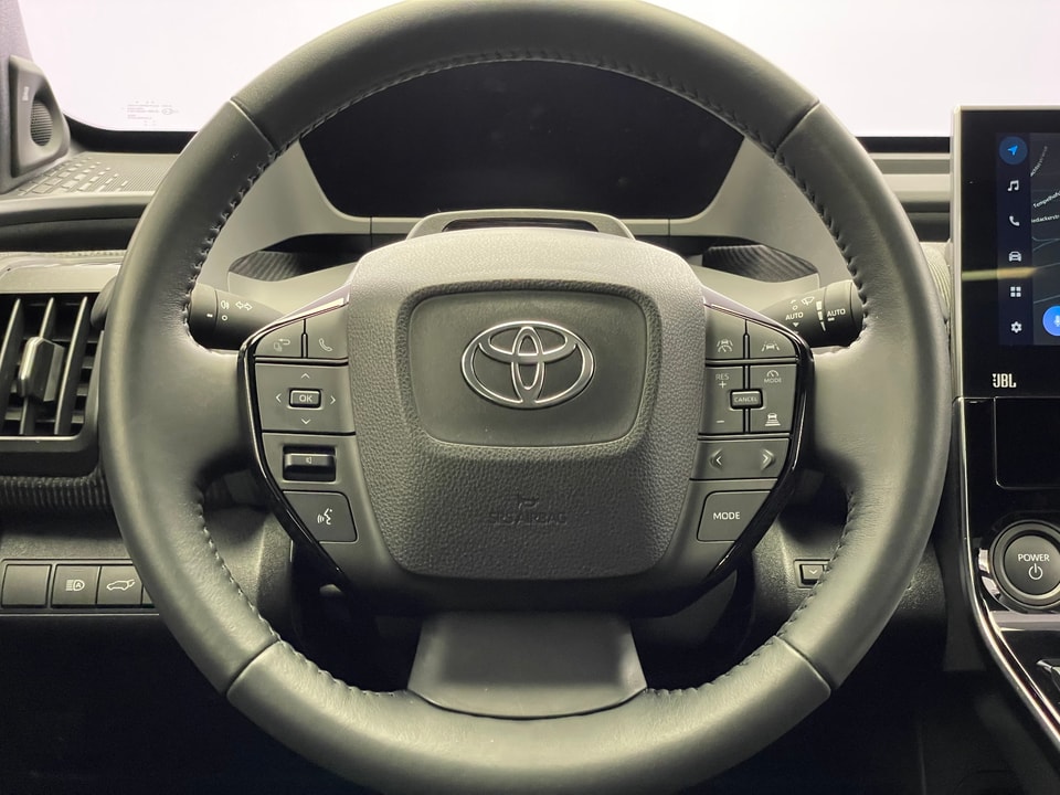 bZ4X Electric Premium AWD 11 kW OBC