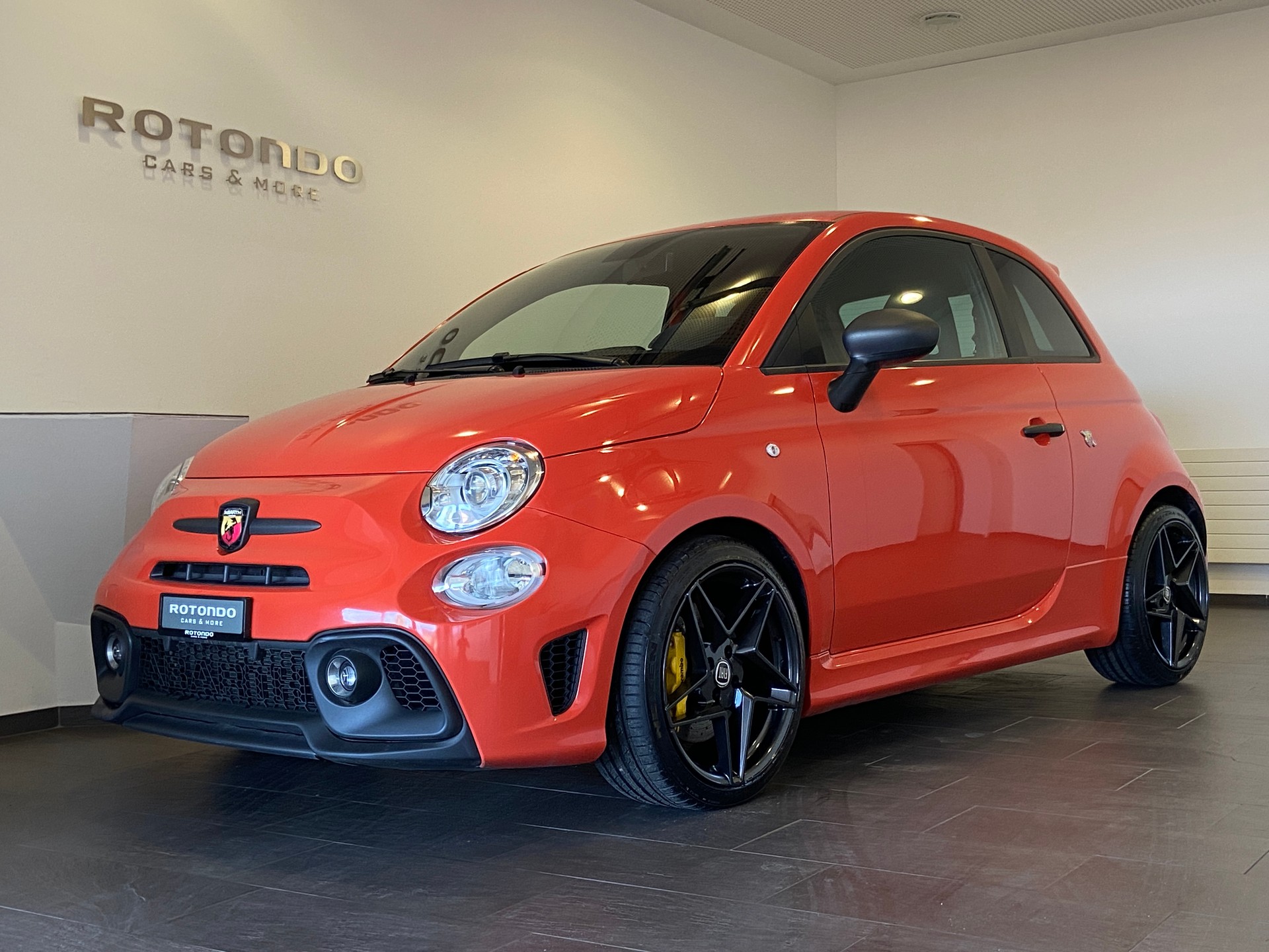 FIAT 695 1.4 16V Turbo Abarth 695 Competizione MTA Automat