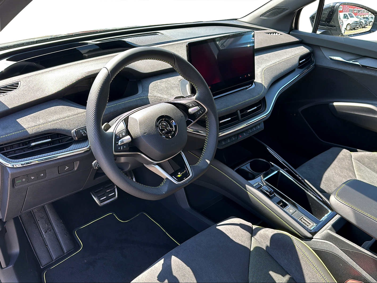 SKODA Enyaq RS 4x4-image-3