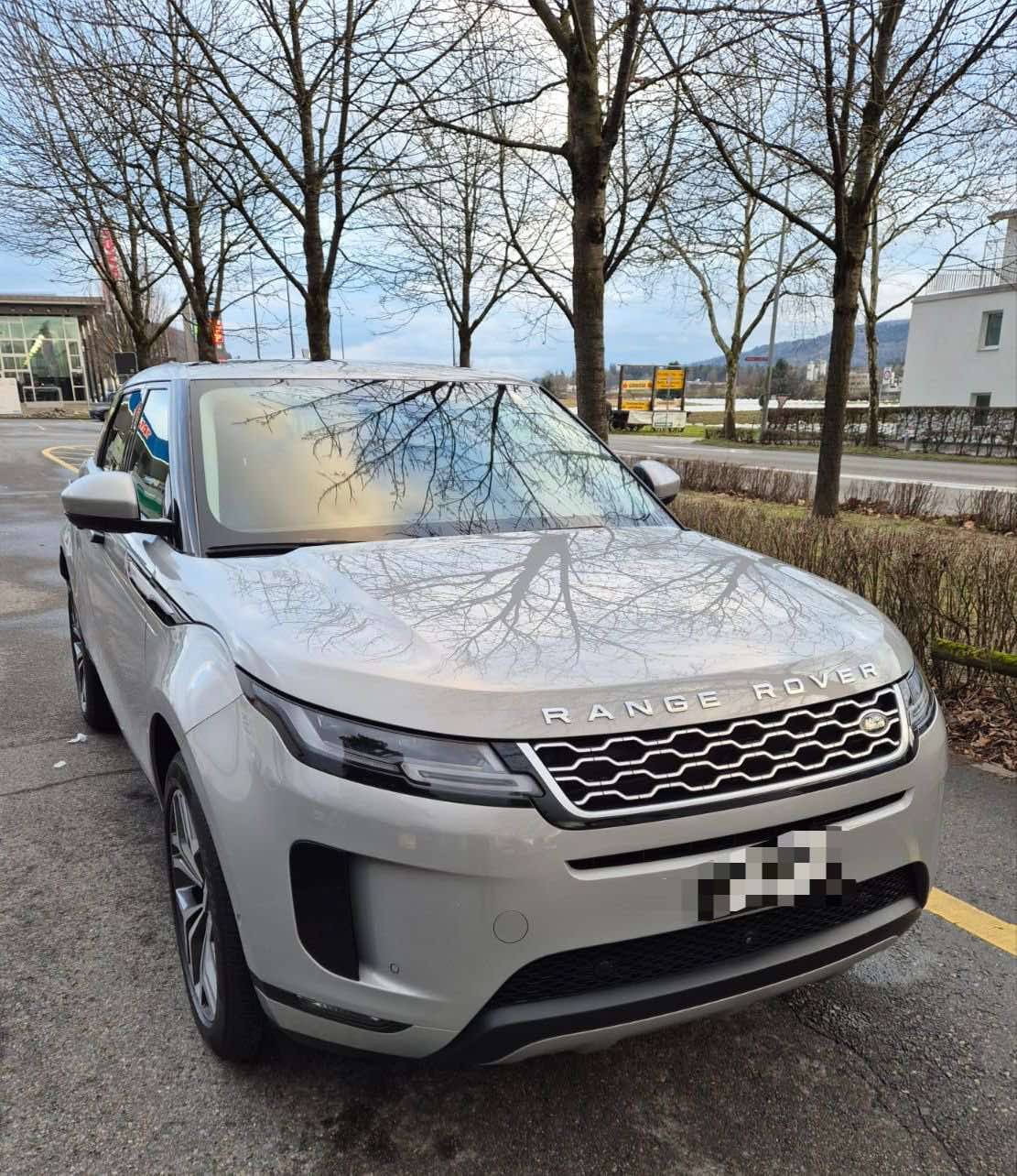 LAND ROVER Range Rover Evoque D 180 SE AT9