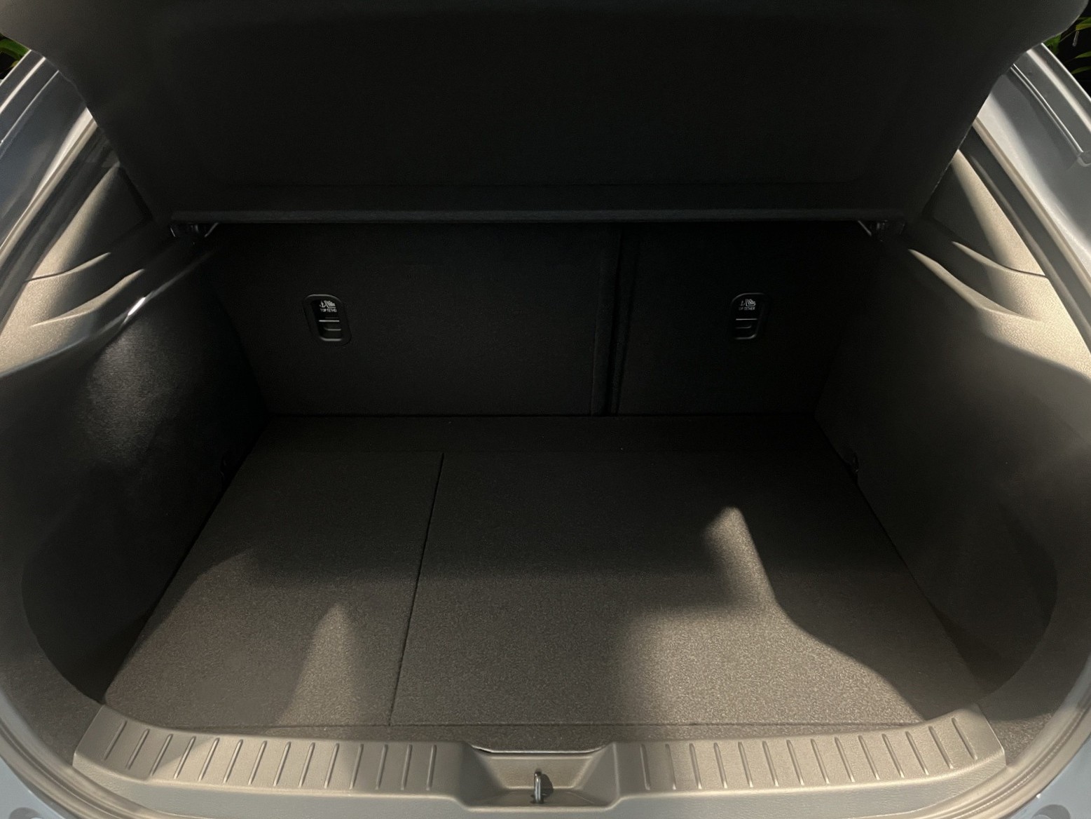 MAZDA CX-30 SKYACTIV-X 186 M Hybrid Centre Line AWD AT-image-8