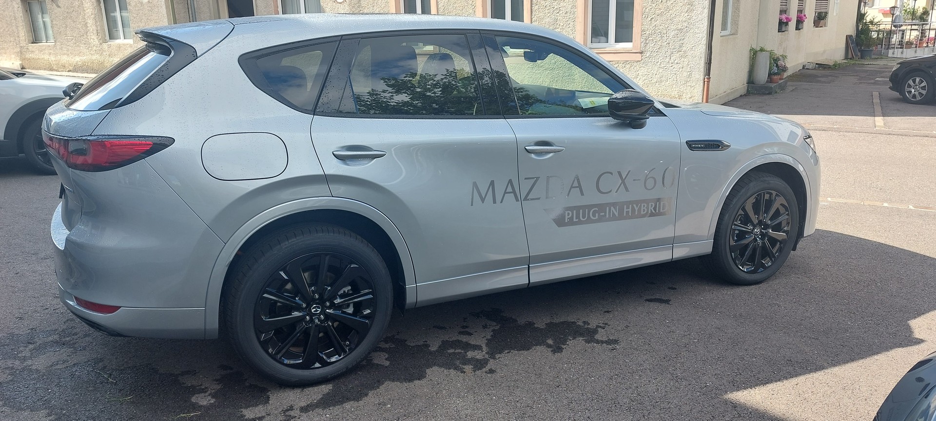 MAZDA CX-60 2.5 PHEV Homura Plus-showroom-element-2