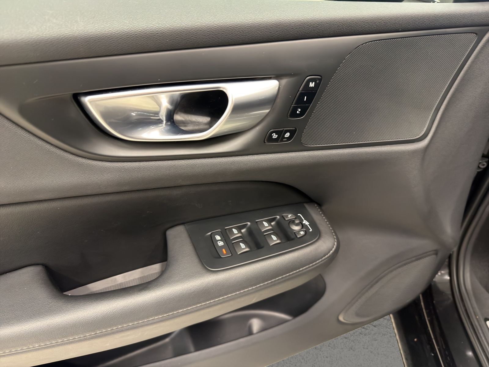 Image VOLVO V60 V60 T6 eAWD Plug in Hybrid Plus Dark Geartronic