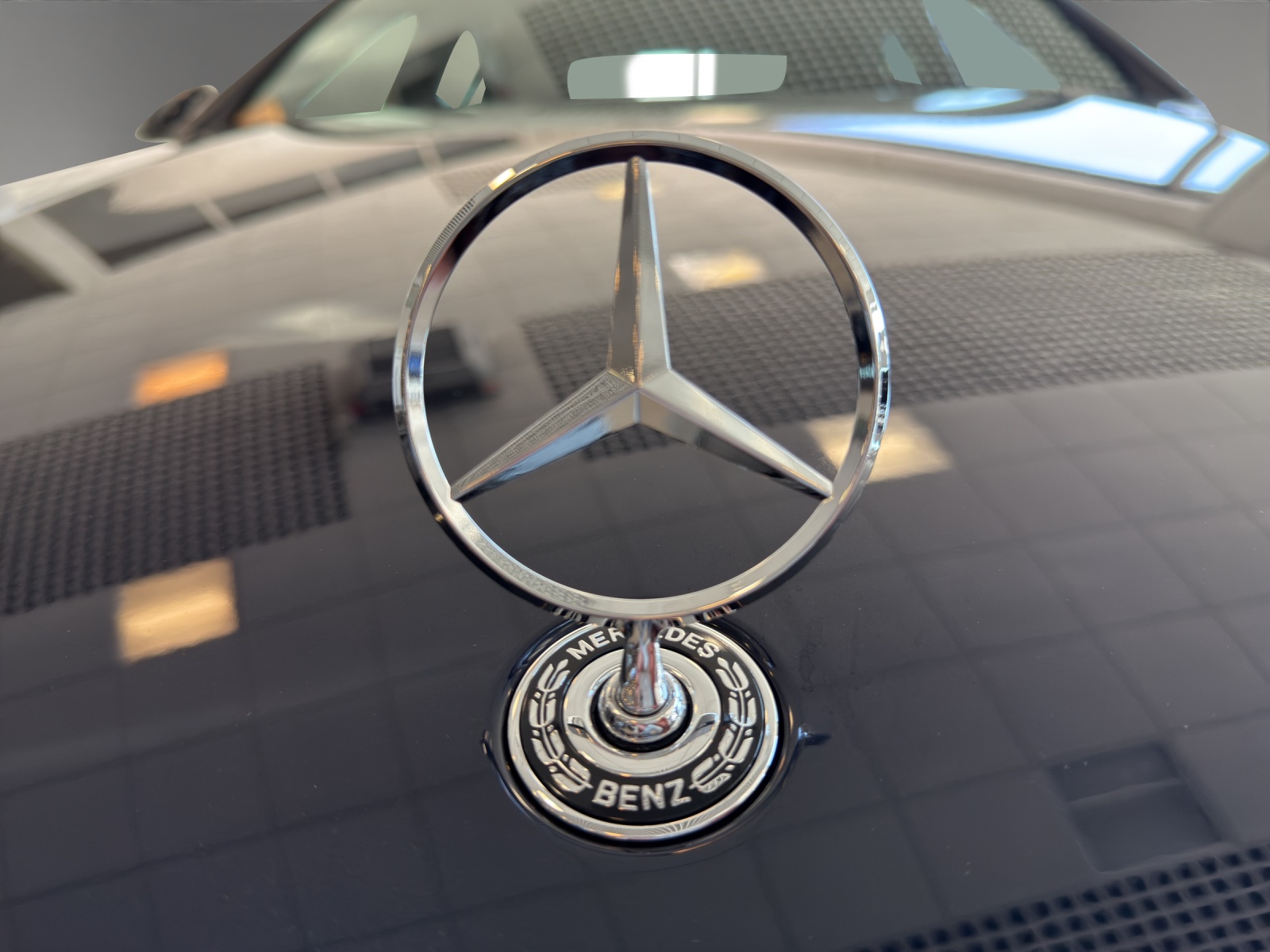 Image MERCEDES-BENZ E-220 E 220 d 4Matic 9G-Tronic