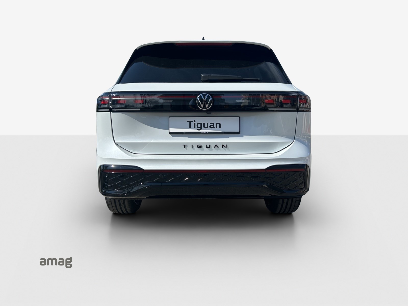 VW Tiguan 2.0 TSI DSG R-Line 4Motion-showroom-element-3
