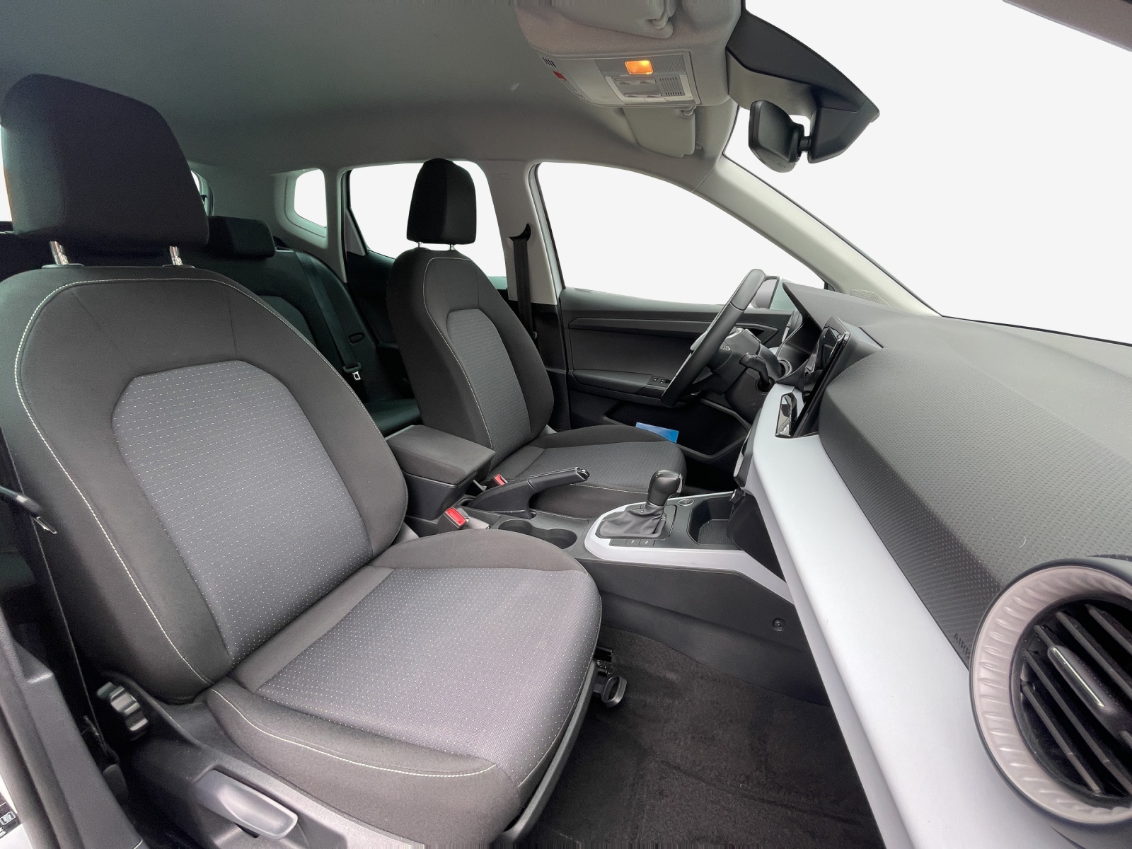 SEAT Arona 1.0 TSI Eco Style DSG-image-13
