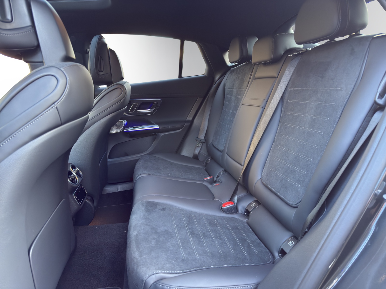 Image MERCEDES-BENZ GLC-300 GLC Coupé 300 e 4Matic 9G-Tronic