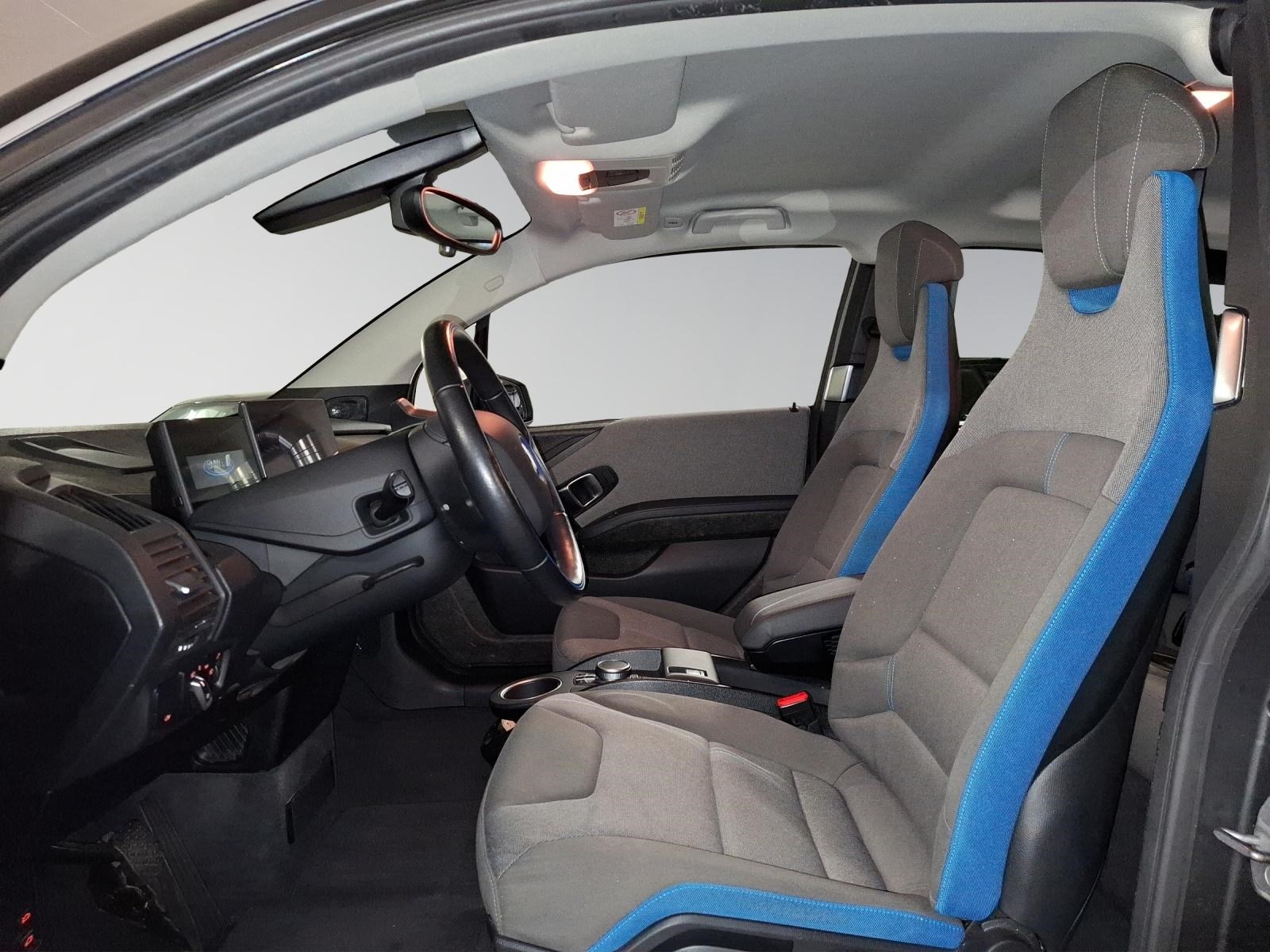 BMW i3 120 Ah-showroom-element-3