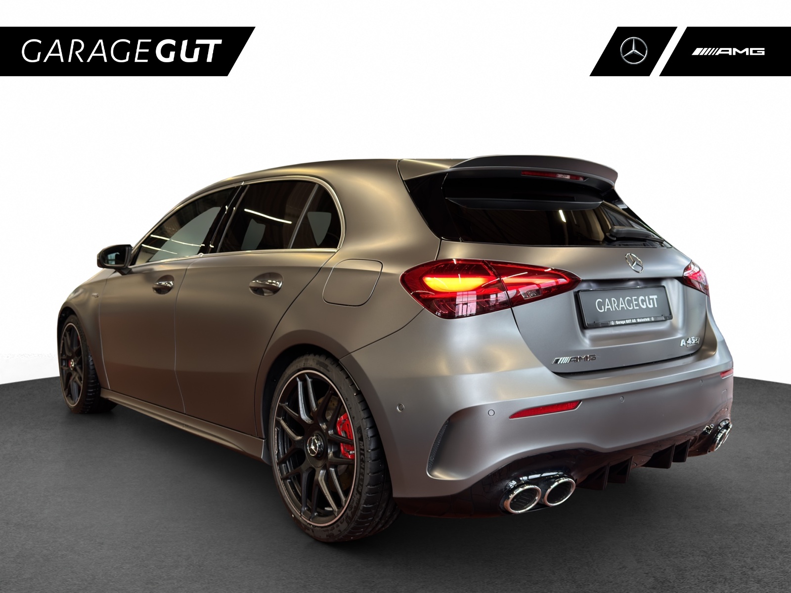 MERCEDES-BENZ A AMG 45 S 4Matic 8G-DCT-showroom-element-2