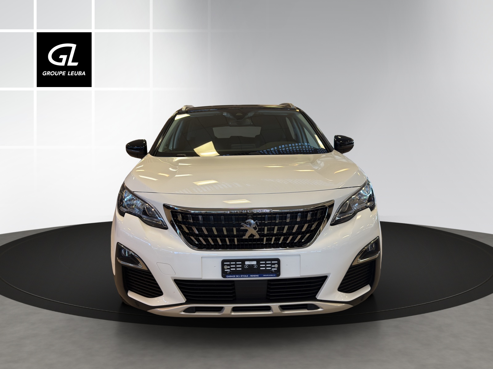 PEUGEOT 3008 1.2 PureTech Allure-showroom-element-1