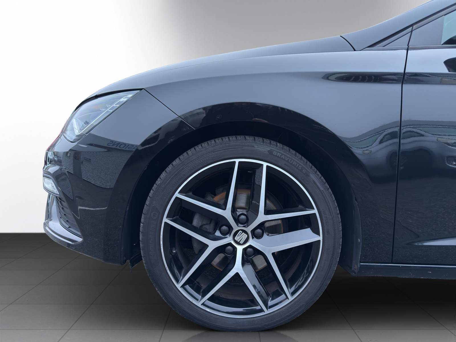 Image SEAT LEON Leon ST 2.0 TDI FR 4D