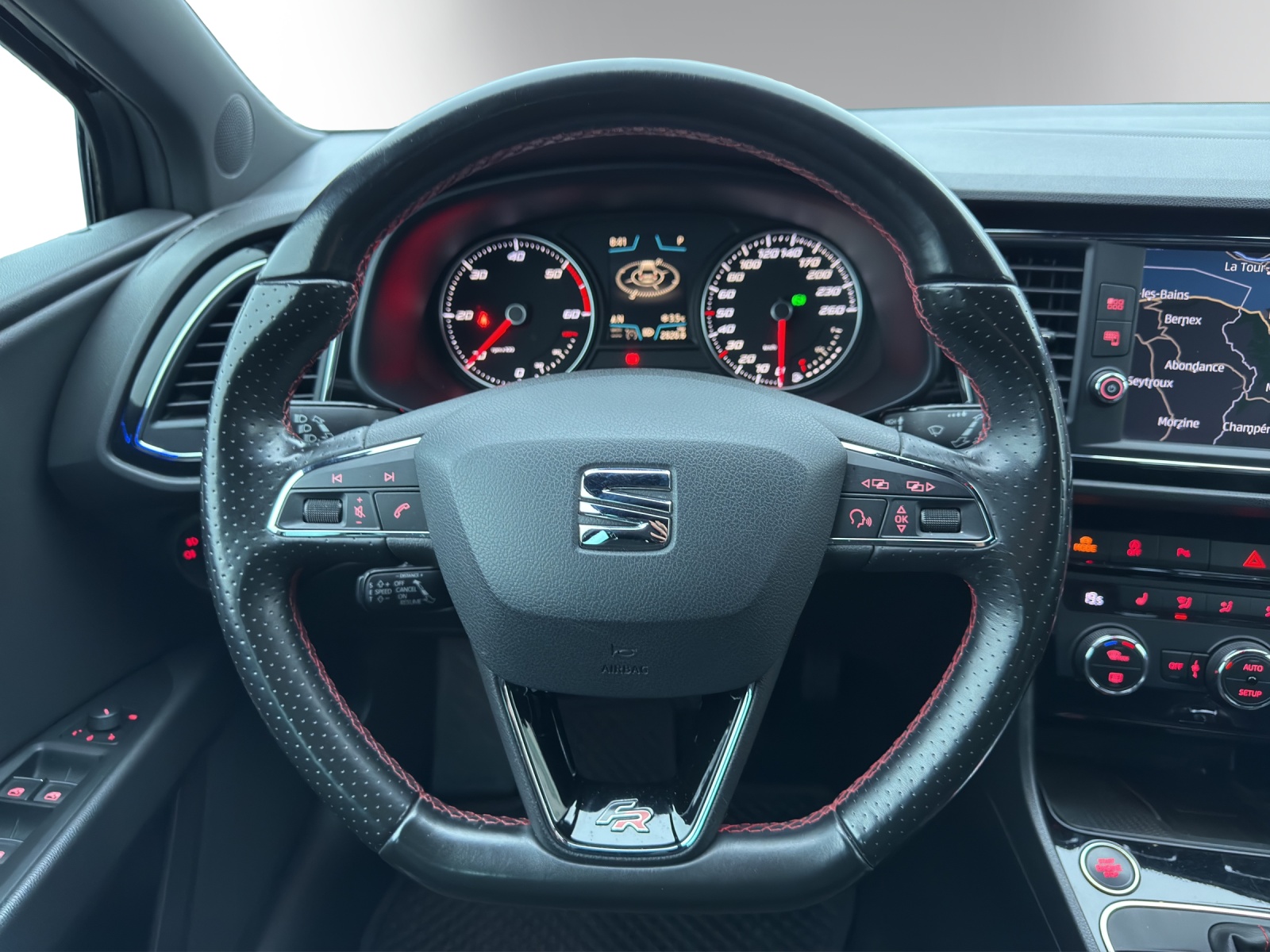 Image SEAT LEON Leon ST 2.0 TDI FR 4D