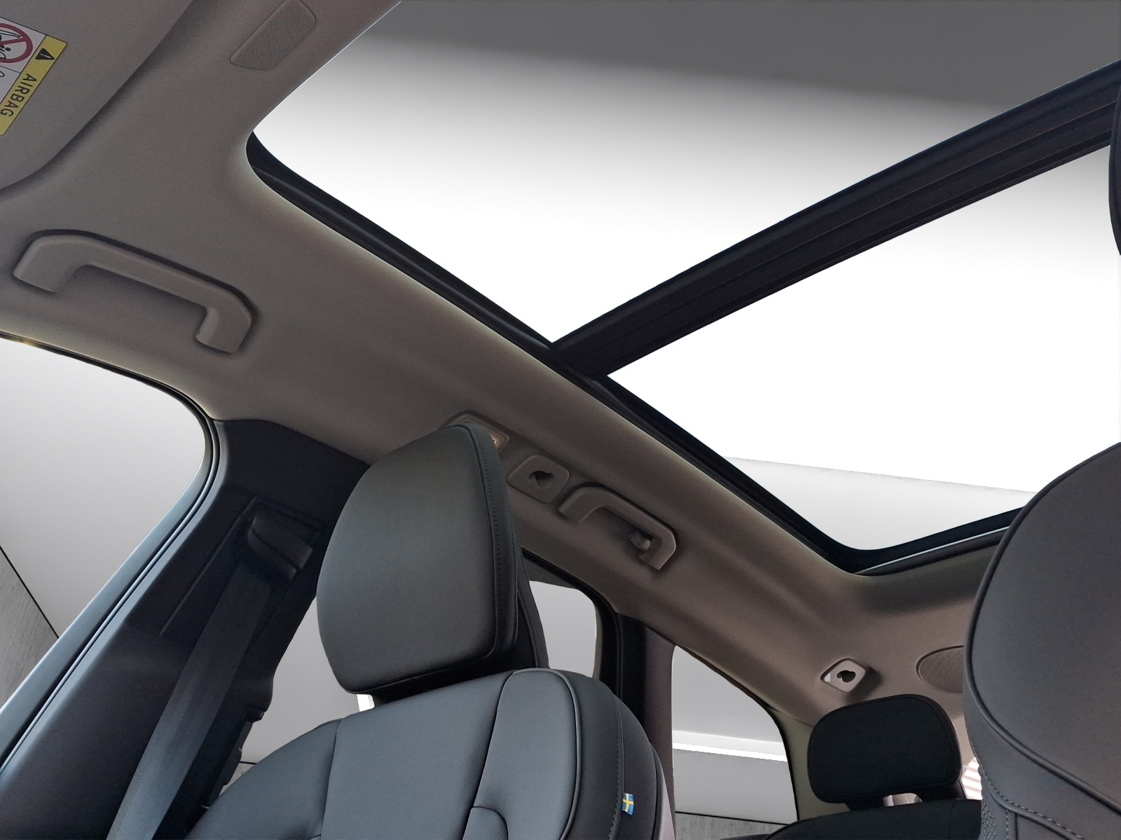 Image VOLVO XC60 XC60 B5 Benzin Mild Hybrid AWD Plus Dark Geartronic