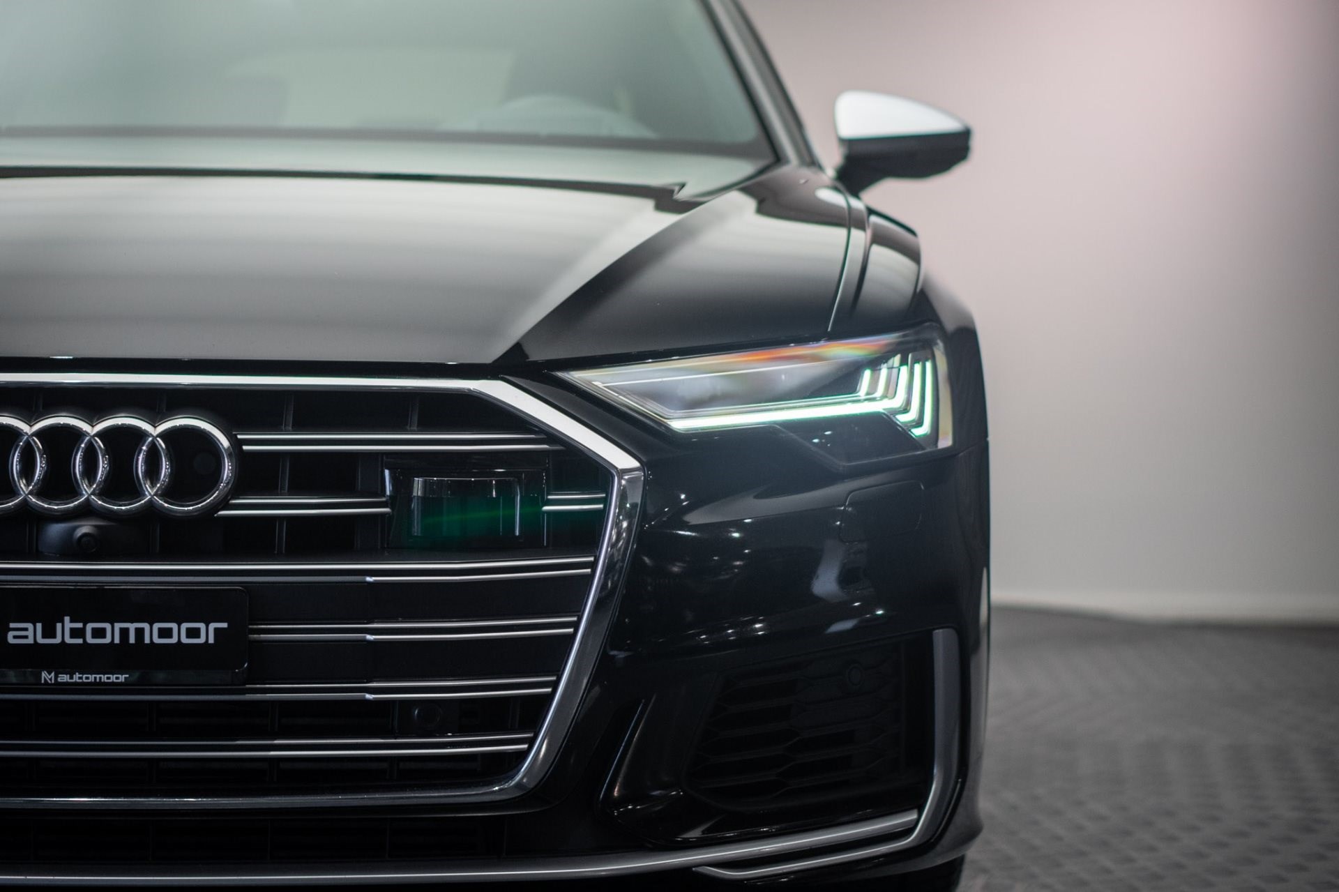 AUDI S6 Avant 3.0 TDI quattro tiptronic *CH-Fahrzeug* *Luftfahrwerk* *Allradlenkung*-image-9