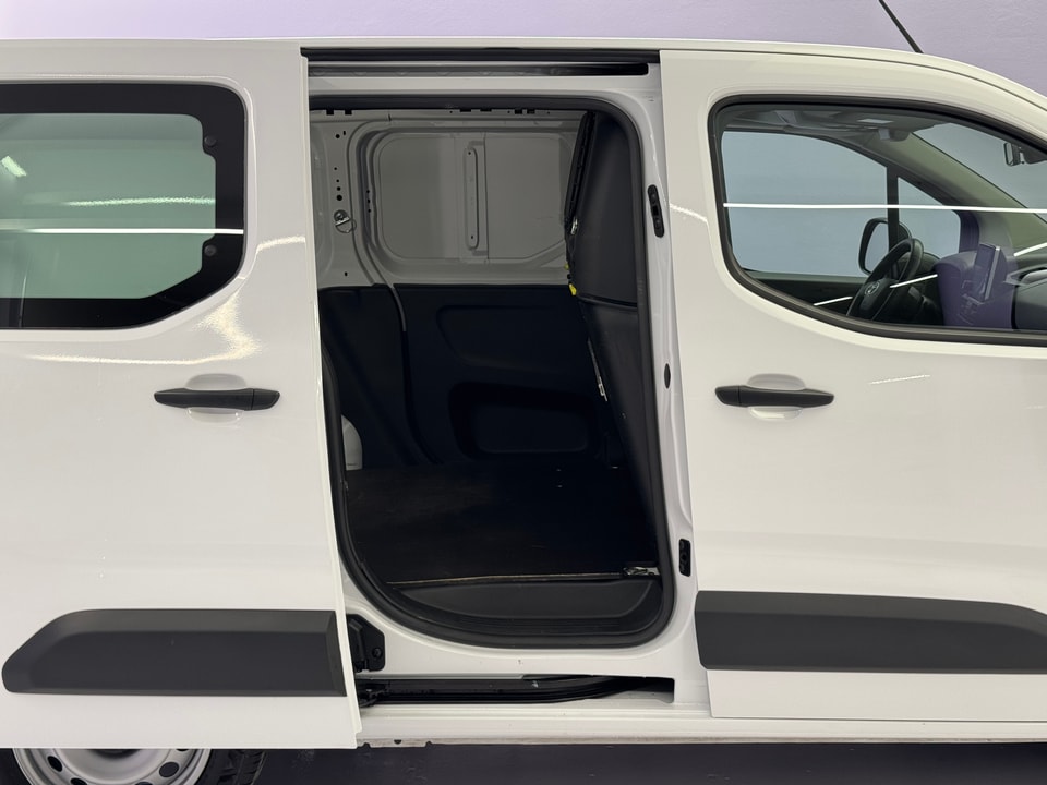 PROACE CITY Van L1 Electric 50 kWh Active