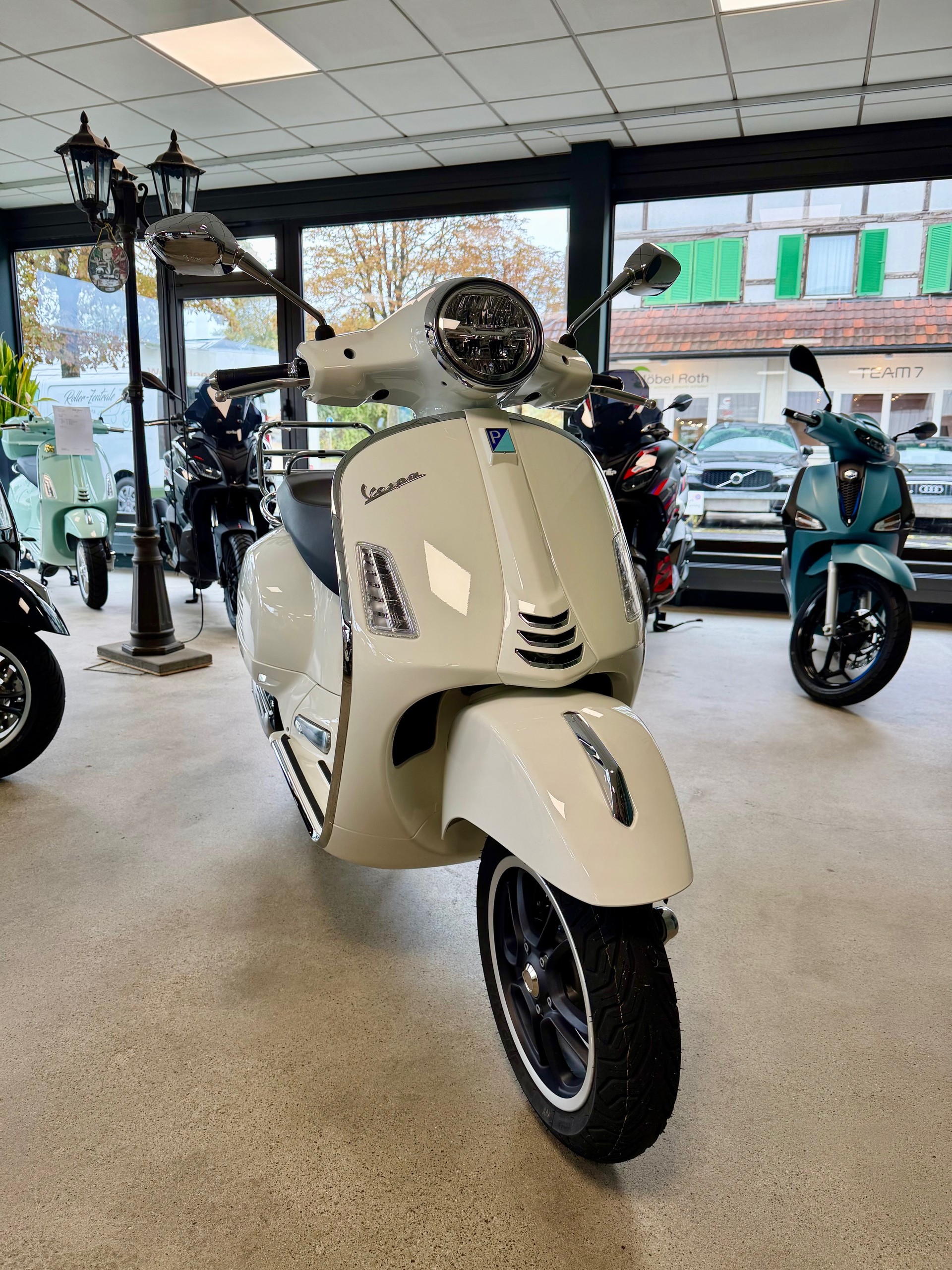 Vespa 300 Vespa Gts 125 Super Sport Usata PIAGGIO Vespa GTS