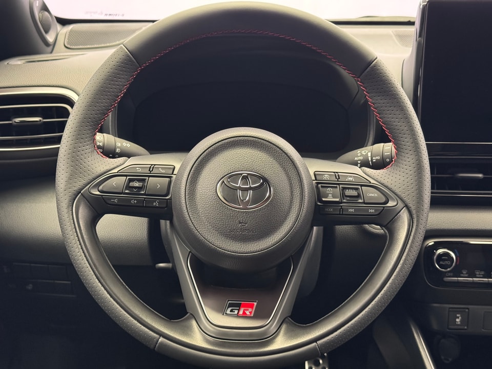 Yaris Hybrid 1.5 GR Sport