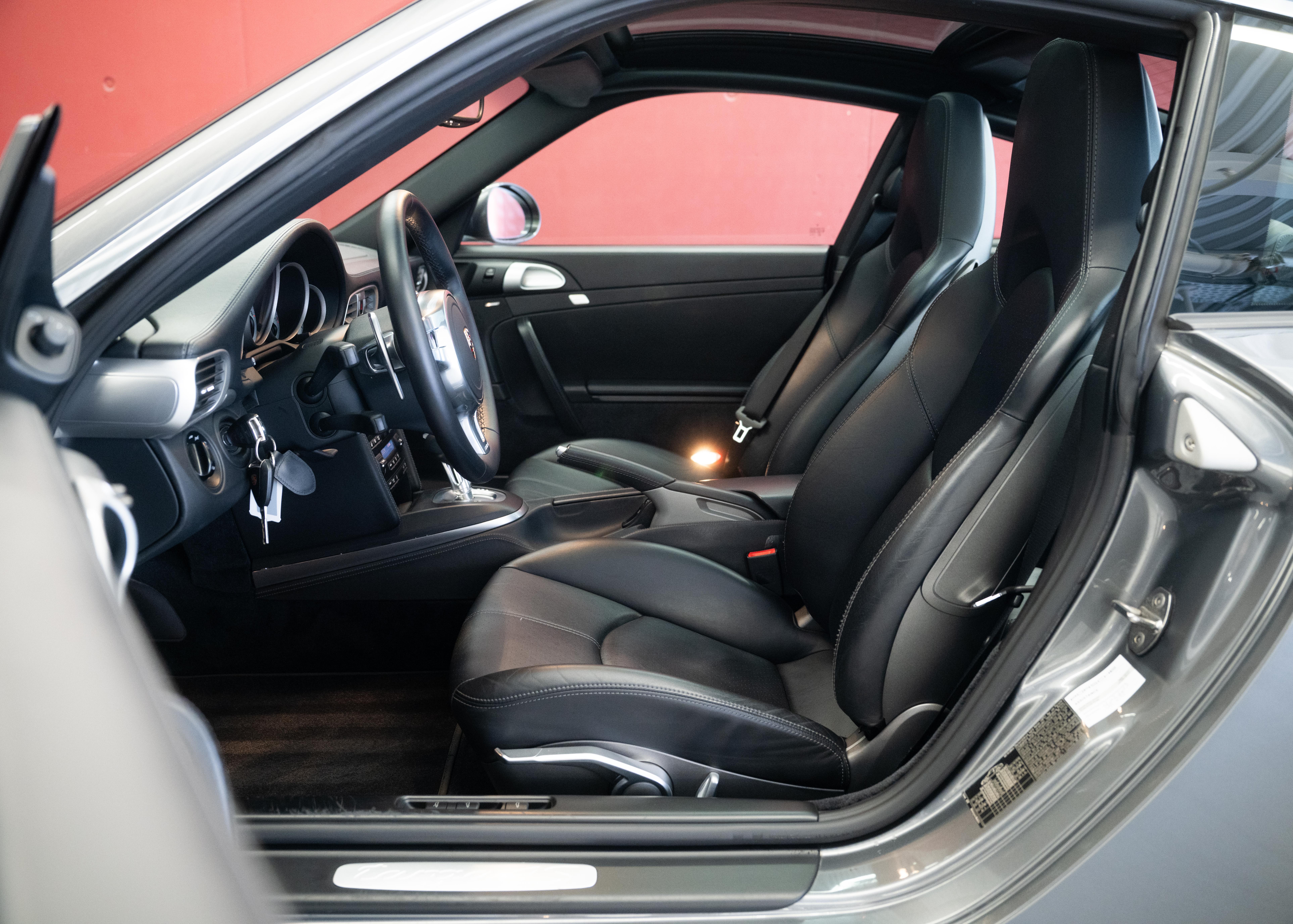 Image PORSCHE 911 911 Targa 4S PDK (Swiss car, full Porsche history, beautiful condition)