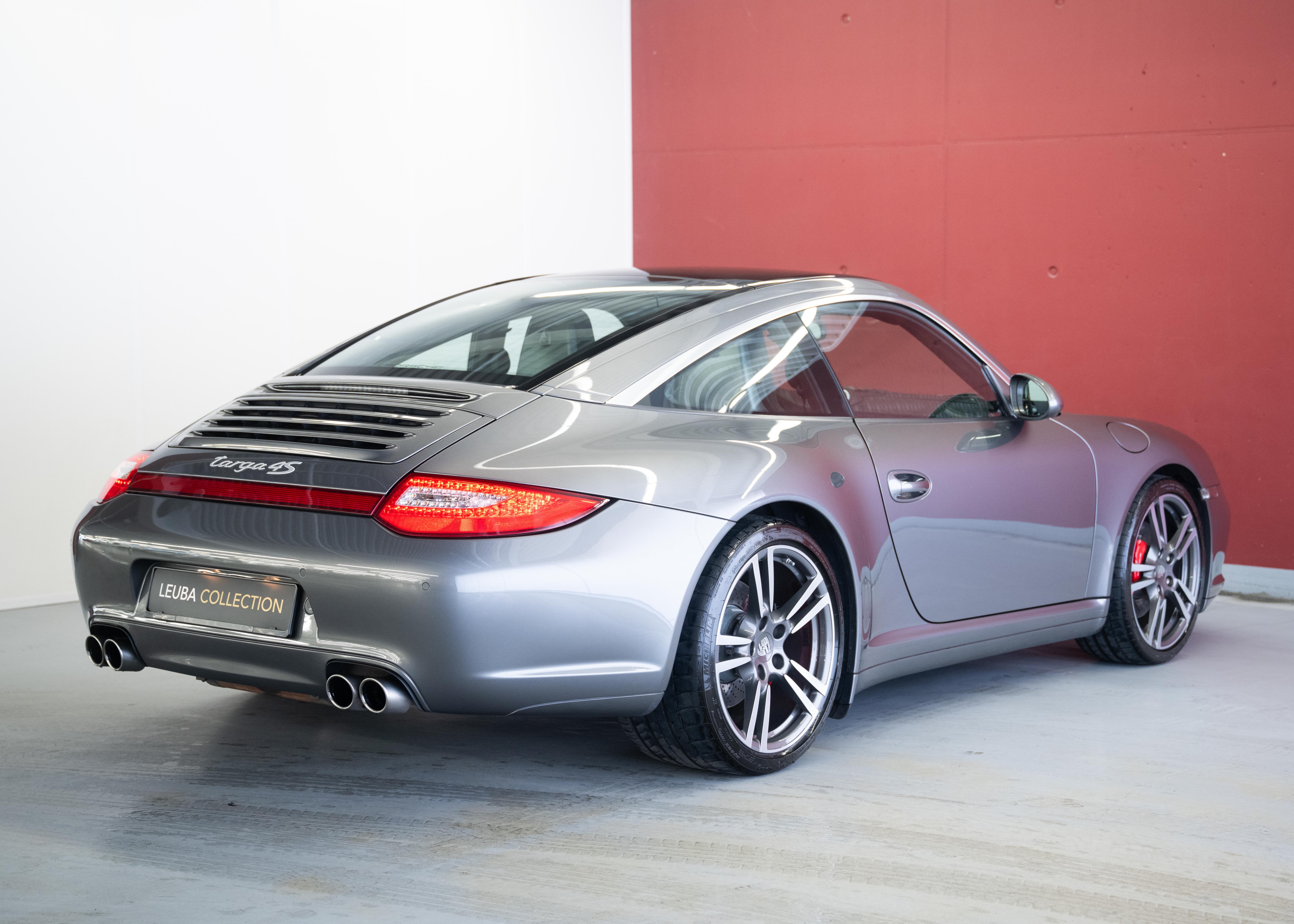 Image PORSCHE 911 911 Targa 4S PDK (Swiss car, full Porsche history, beautiful condition)