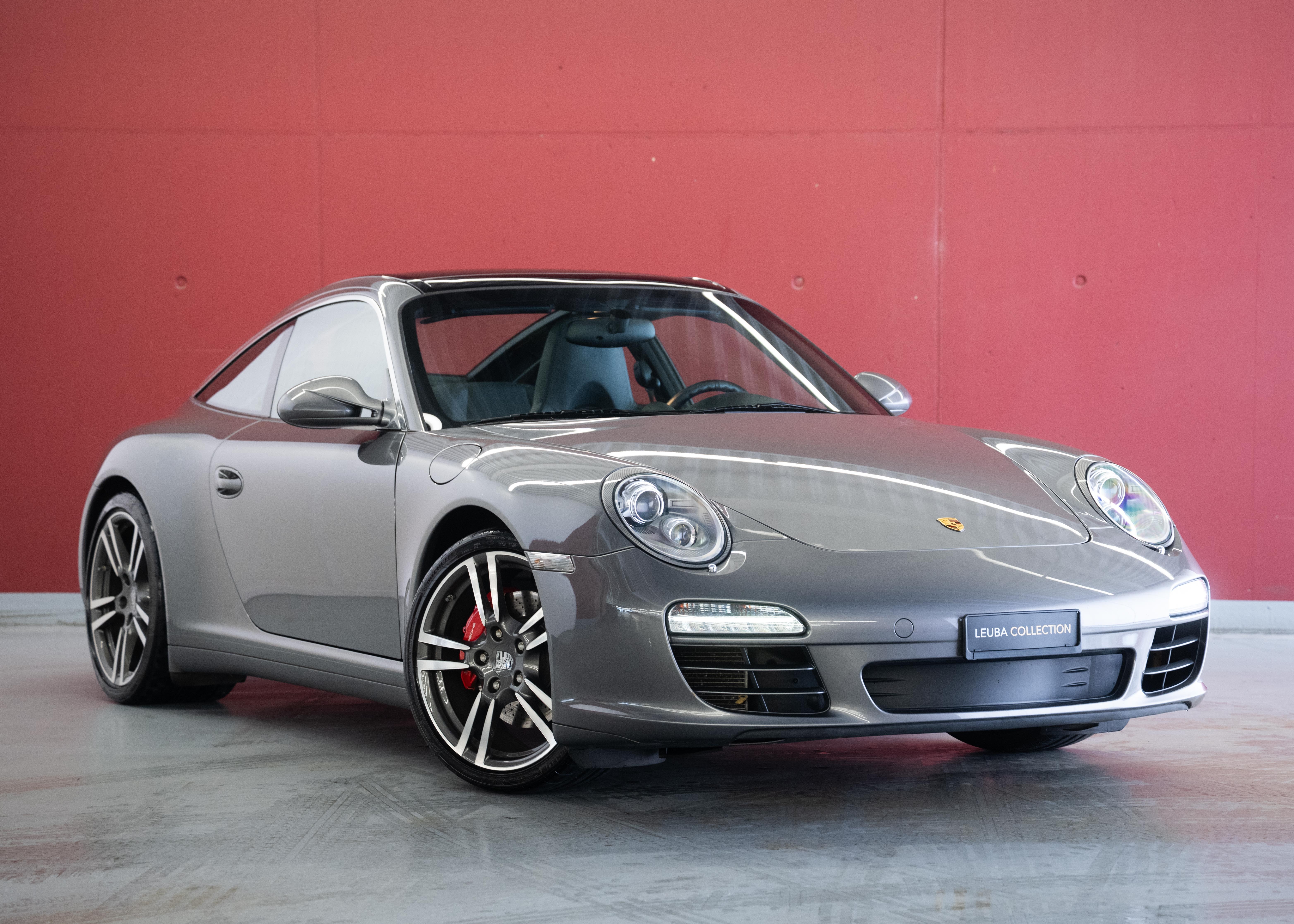 Photo PORSCHE 911 911 Targa 4S PDK (Swiss car, full Porsche history, beautiful condition)