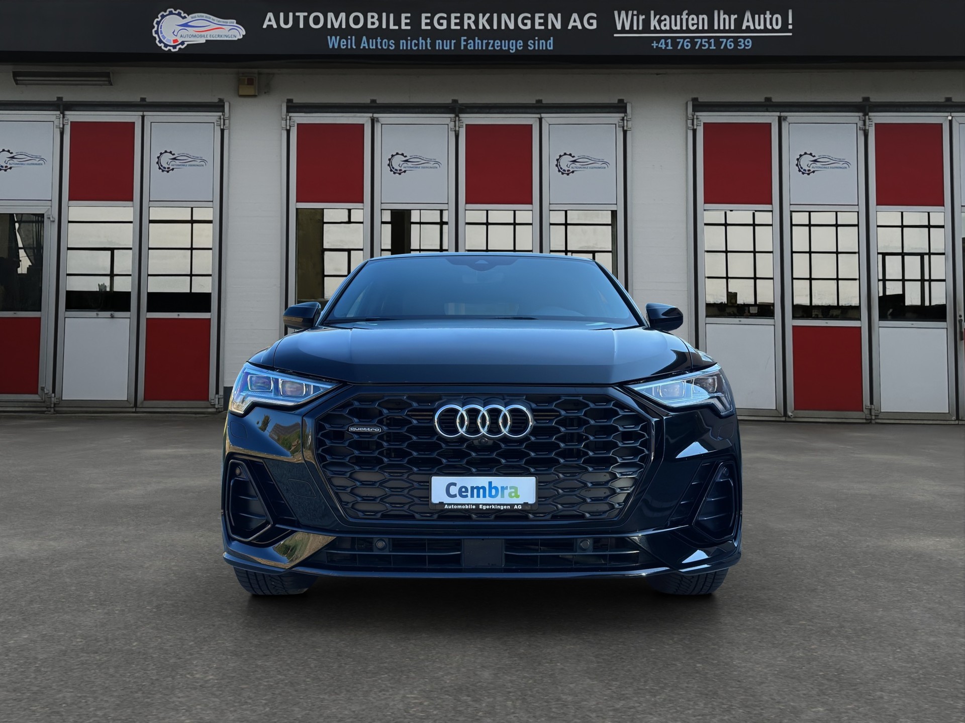 AUDI Q3 Sportback 45 TFSI S line quattro S-tronic-showroom-element-1